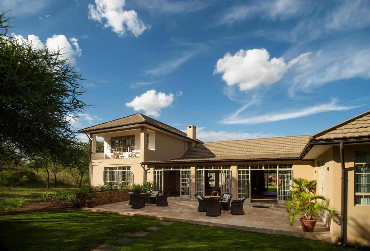 ホテル The Safari House Usa River エクステリア 写真