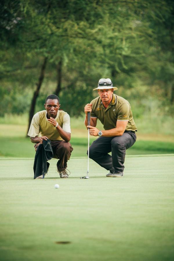 ホテル The Safari House Usa River エクステリア 写真